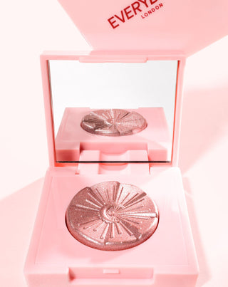 Topper pentru farduri de ochi cu sclipici Guilty Pleasure Everybody London