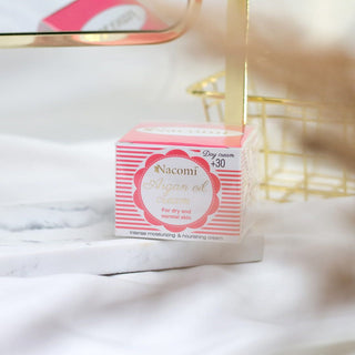 Cremă de zi cu argan cu vitamina E +30 Nacomi