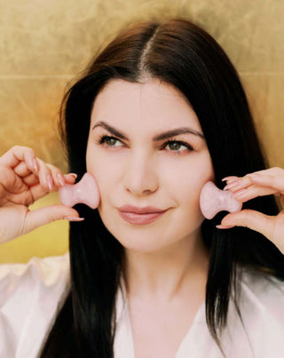 Ciupercă pentru masaj facial din cuarț natural roz Crystallove - 2