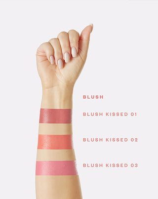 Fard de obraz cremos în nuanță de coral Blush kissed 02 Paese