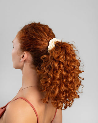 Set de elastice de par din matase naturala 100% - roz, crem, rosu Twisty 3 buc.