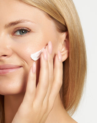 Crema de noapte hidratanta Timeless, impotriva ridurilor cu Orphica Asiatic
