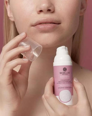 Cremă regeneratoare de ceramidă cu 5% prebiotic și 3% pantenol Liniștitor și reconstructor BasicLab - 2