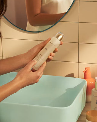Ser lichid de exfoliere Glow On pentru imperfecțiuni și îmbunătățirea culorii pielii Health Labs Care - 2