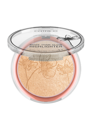 Iluminator cu formulă mătăsoasă Beyond Golden Glow 030 More Than Glow Catrice