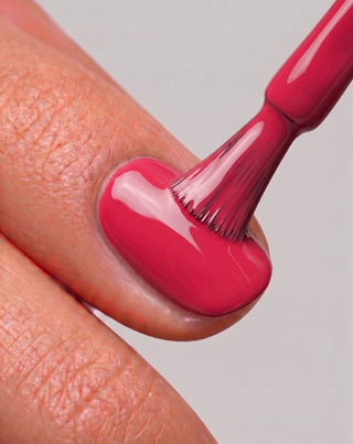Lac de unghii semipermanent UV/LED Blushing Ember 015 Nutridome